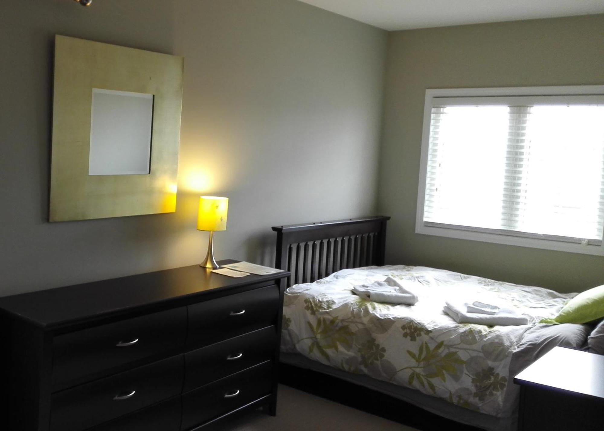 Boardwalk Homes - Executive Guest Rooms & Townhomes Kitchener Εξωτερικό φωτογραφία