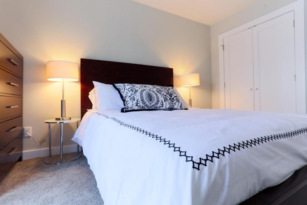 Boardwalk Homes - Executive Guest Rooms & Townhomes Kitchener Δωμάτιο φωτογραφία