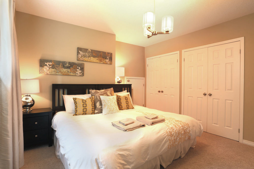 Boardwalk Homes - Executive Guest Rooms & Townhomes Kitchener Εξωτερικό φωτογραφία